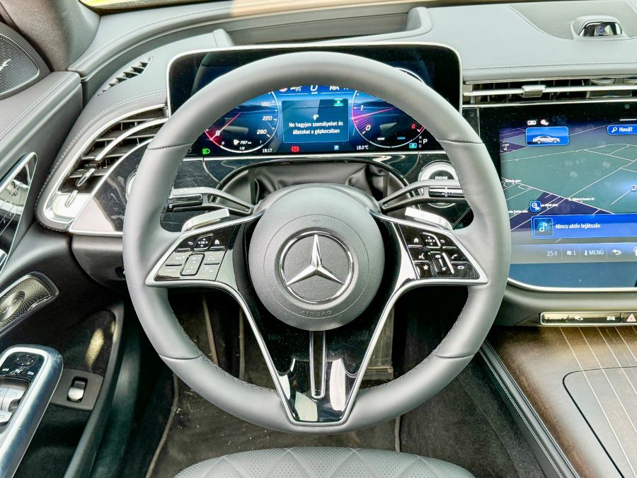 Álló csillag az autógyártásban – Mercedes-Benz E 220 D Exclusive - STYLENEWS - Mobility - 2024 Mercedes E  220d teszt, Mercedes E 220d  Exclusive teszt, Mercedes-Benz E osztály limuzin teszt, 