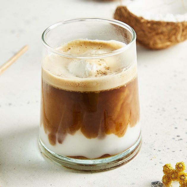 Gyümölcsös jeges kávéreceptek a nyári felfrissülés jegyében - STYLELIFE - STYLE LOUNGE - ital receptek, italok, kávé, kávé recept, kávéfőző, nyári ital, receptek, 