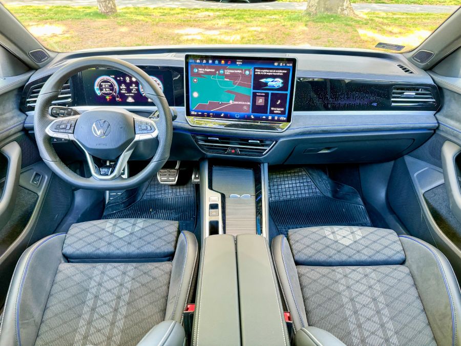 Csak a kombi - Volkswagen Passat 2.0 Tdi R-Line - STYLENEWS - Mobility - 2024 VW Passat 2.0 Tdi R-Line teszt, passat, passat b4, passat b9, VW passat, VW passat teszt, 