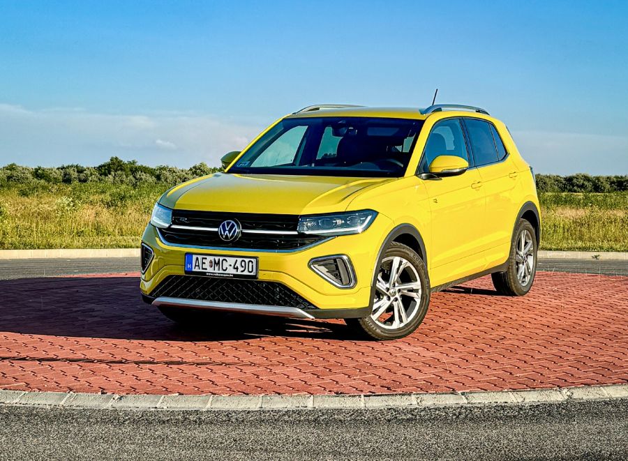 Fiatalos városi vagány – VW T-Cross R-Line 1.5 TSi DSG - STYLENEWS - Mobility - t cross r line teszt, vw t cross teszt, VW T-cross R Line 1.5 TSI teszt, VW tcross teszt, 