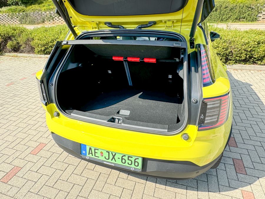 Identitás válság – Volvo EX30 Single Motor Extended Range Ultra - STYLENEWS - Mobility - volvo ex30, Volvo EX30 single motor extended range Ultra teszt, Volvo Ex30 teszt, 