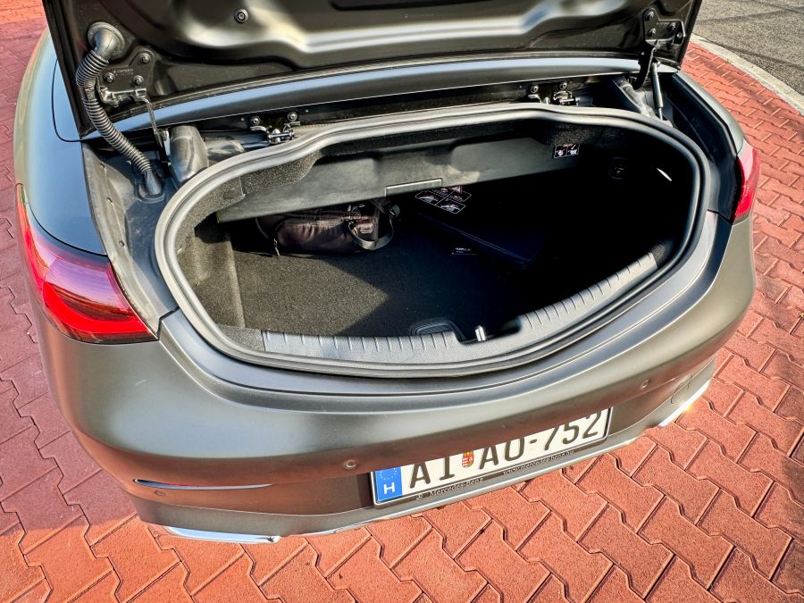 Az élet királya – Mercedes-Benz CLE 4Matic 450 Cabriolet - STYLENEWS - Mobility - cle cabriolet teszt, mercedes cle cabriolet teszt, mercedes-benz cle 4matic 450 cabriolet teszt, 