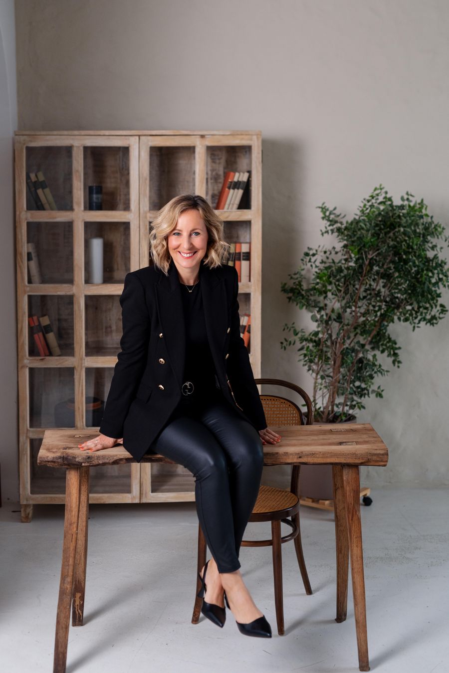 „Kávézzunk együtt” – Interjú Fűri Brigittával - KERESD A NŐT  - STYLENEWS - Fűri Brigitta, Indra.hu, Karrier tanácsadás, Kávézzunk együtt, 