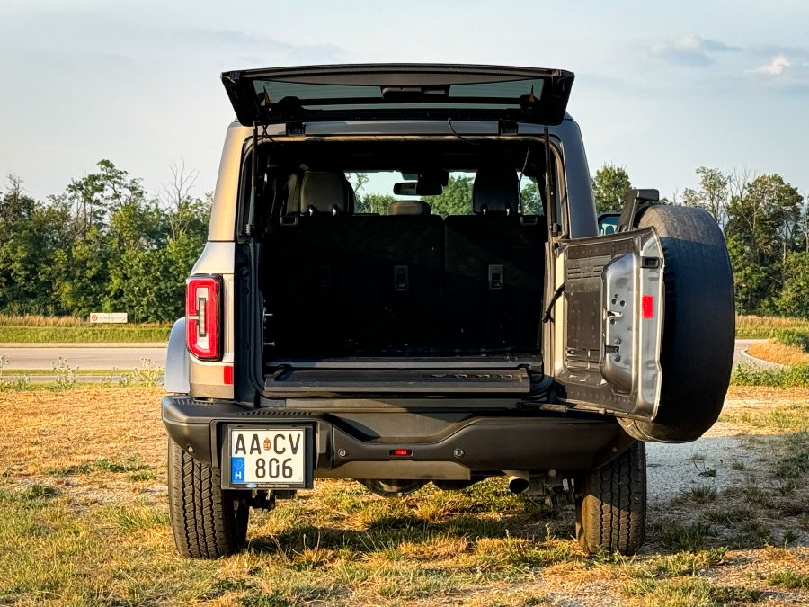 A Ford egyedi arca - Ford Bronco Outer Banks - STYLENEWS - Mobility - 2024 Ford Bronco Outer Banks, Bronco Outer Banks, Ford Bronco teszt, 