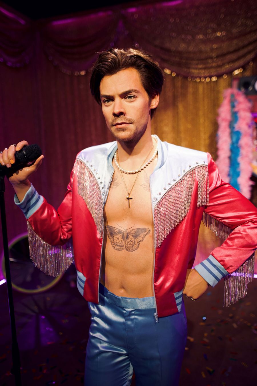 Harry Styles a belvárosban: zenei sztár és stílusikon érkezett a Madame Tussauds Budapest produkcióba - STYLENEWS -  - budapest, budapest programok, harry styles, madame tussauds budapest, 