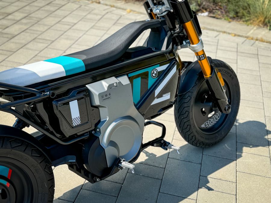 Ha újra fiatal lennék – BMW CE 02 - STYLENEWS - Mobility - BMW ce02 teszt, ce02 bmw, ce02 BMW teszt, 