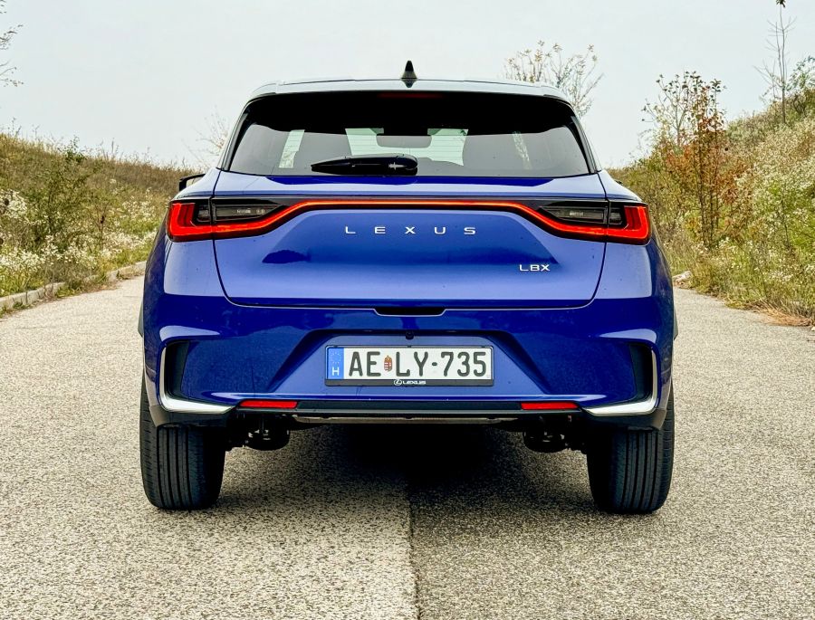 Lexus LBX: A Stílusos Kicsi SUV Nagy Szíve - STYLENEWS - Mobility - lbx, lbx teszt, lexus, lexus lbx, lexus lbx teszt, lexus suv, 