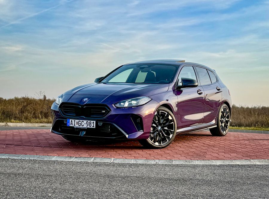 Formálódó jövő – BMW M135 xDrive - STYLENEWS - Mobility - 2024 BMW M135 teszt, BMW M1 teszt, BMW M135 teszt, BMW M135 xDrive teszt, 