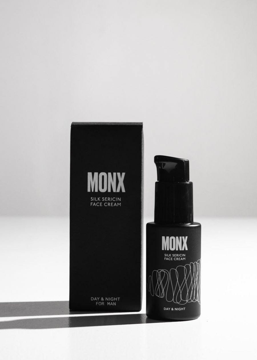 A Selyem titka – Hagyomány, Innováció és Karácsonyi Ajándék, amely Rád vár - DIVAT&STÍLUS - SZÉPSÉG - ajándék karácsonyra, arckrém, black friday, black friday 2024, férfi arckrém, férfi bőrápolás, férfiaknak ajándék, selyemkrém, 