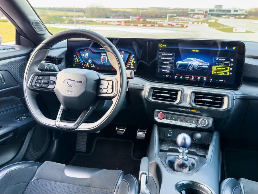 Utolsó felvonás? Ford Mustang Dark Horse 5.0 V8 - Mobility -  - ford, ford mustang, ford mustang dark horse, ford mustang dark horse teszt, ford mustang teszt, mustang, mustang dark horse, mustang teszt, 