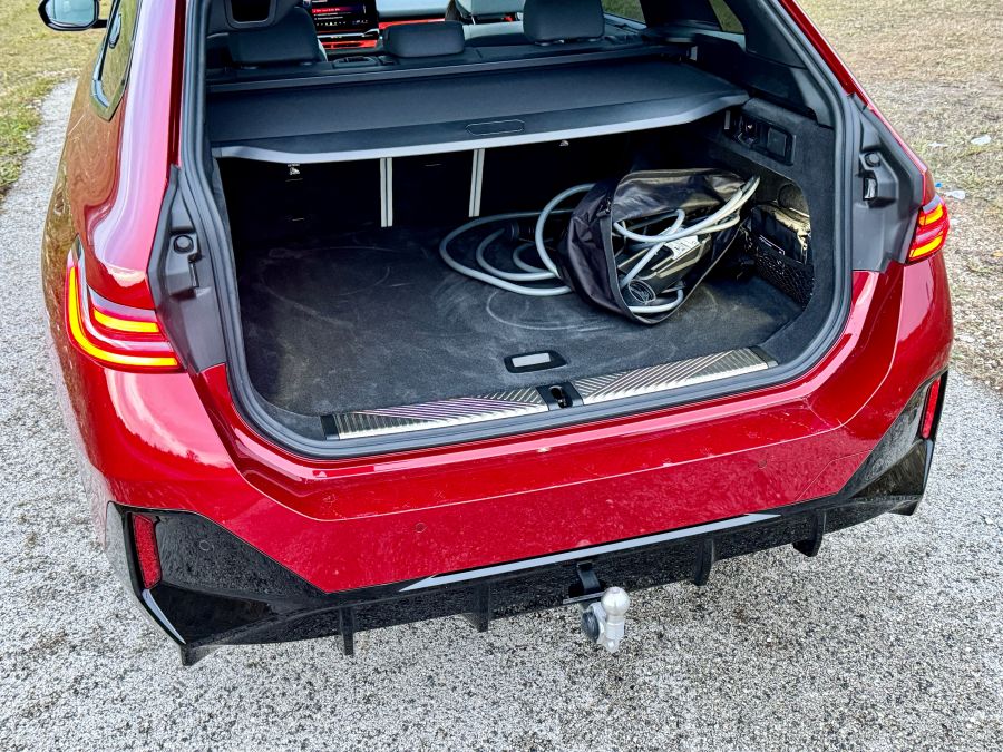 Az i-re a pont – BMW i5 M60 xDrive Touring - STYLENEWS - Mobility - 2024 BMW i5 teszt, BMW i5, BMW i5 kombi teszt, BMW i5 M60 Touring teszt, 