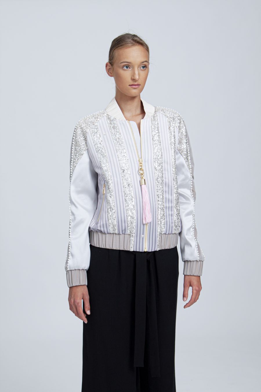 Hogyan ragyogjunk elegánsan az ünnepek alatt? Tóth Bori divattervező tanácsai a flitteres ruhákhoz - DIVAT&STÍLUS - STYLENEWS - flitteres ruha, karácsony, tóth bori, tökéletes flitteres szett, 