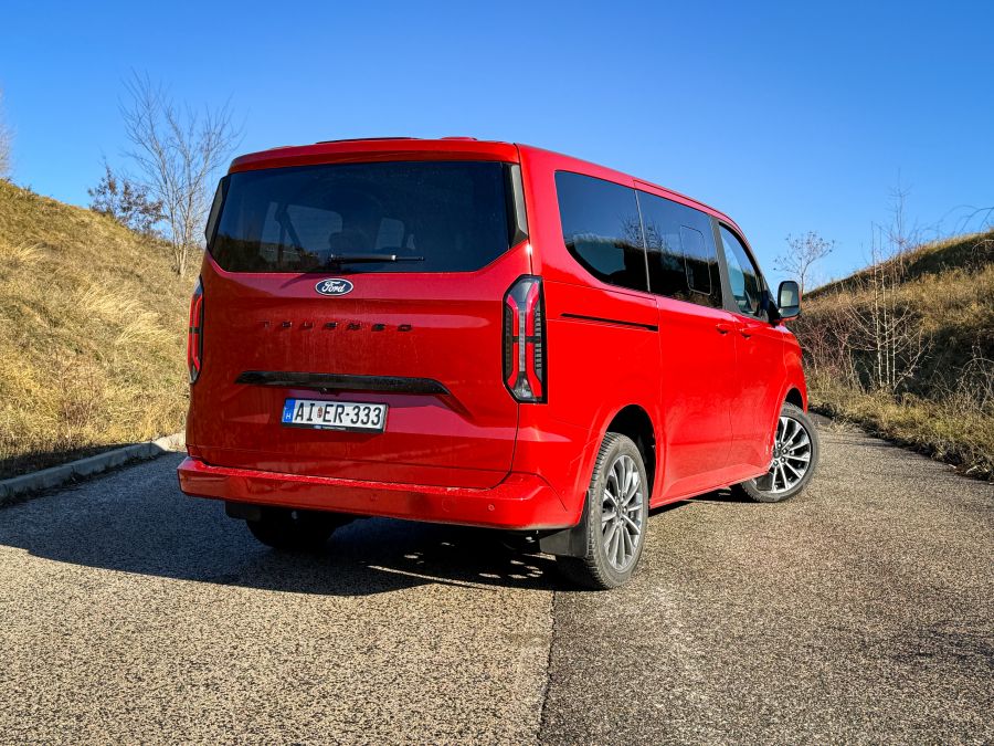 Ne csak SUV-ban gondolkozz – Az Új Ford Tourneo Custom Titanium 2.0TDCi - Mobility -  - 
