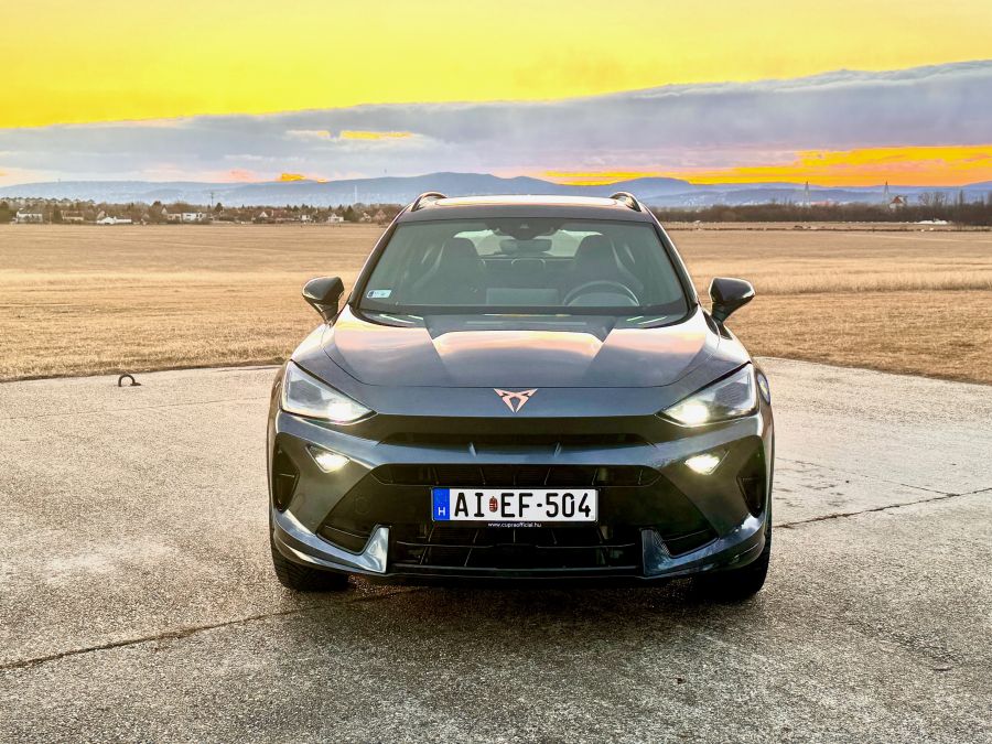 Az unalom ellen – Cupra Formentor 1.5 TSI DSG mHEV - STYLENEWS - Mobility - cupra formentor, cupra formentor 1.5 tsi mHEV teszt, cupra formentor teszt, formentor mild-hybrid teszt, 