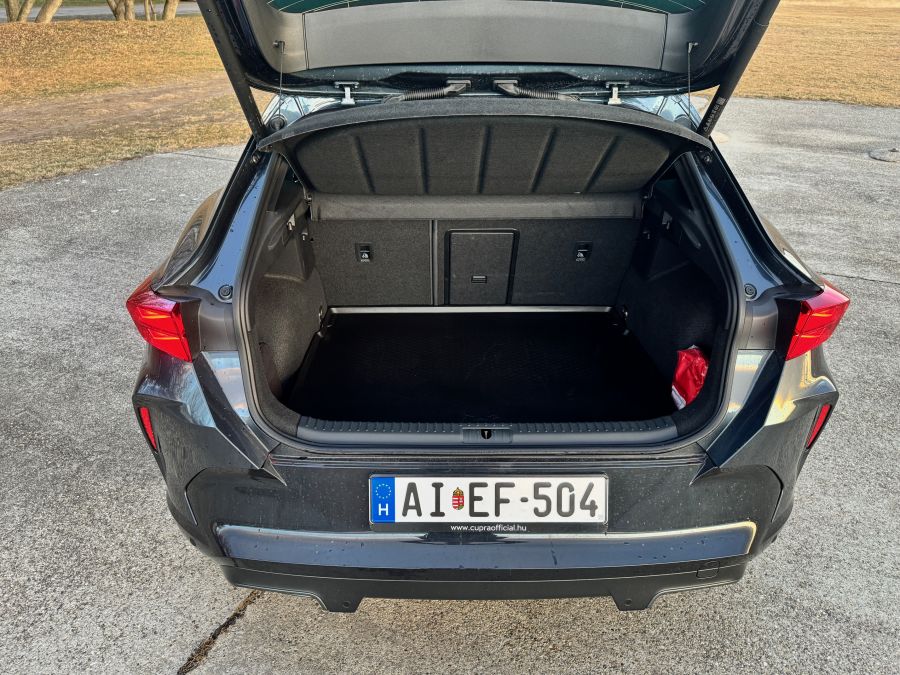 Az unalom ellen – Cupra Formentor 1.5 TSI DSG mHEV - STYLENEWS - Mobility - cupra formentor, cupra formentor 1.5 tsi mHEV teszt, cupra formentor teszt, formentor mild-hybrid teszt, 