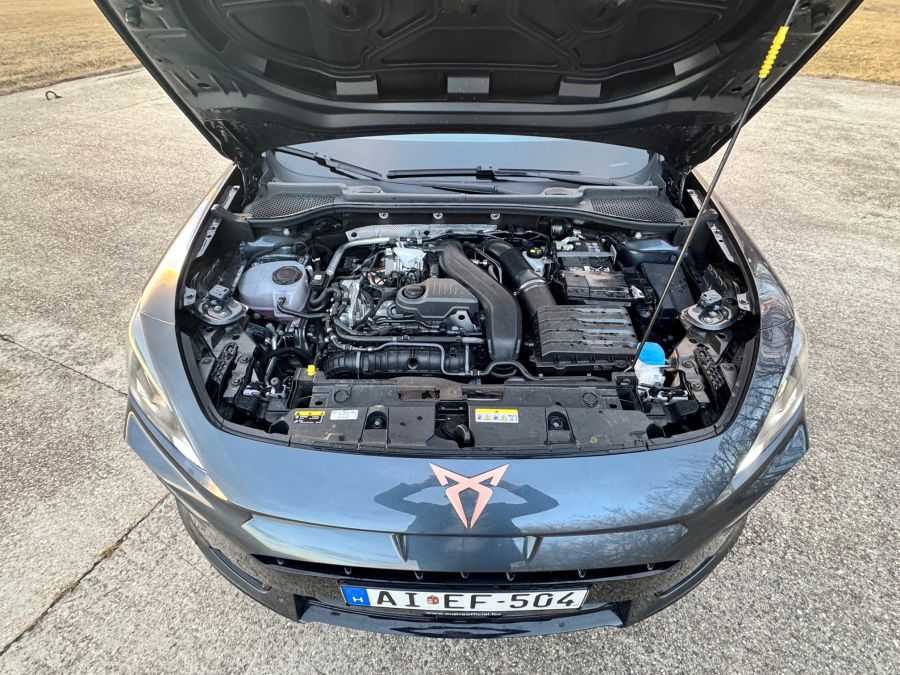 Az unalom ellen – Cupra Formentor 1.5 TSI DSG mHEV - STYLENEWS - Mobility - cupra formentor, cupra formentor 1.5 tsi mHEV teszt, cupra formentor teszt, formentor mild-hybrid teszt, 