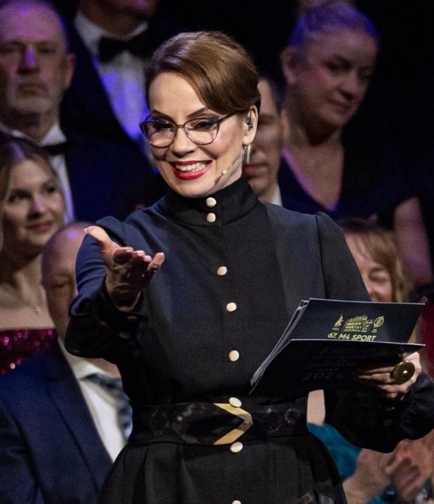 Kézműves művészeti alkotásokkal ismerték el az Év Sportolóit - STYLENEWS -  - Az év sportolója, év sportolója, gála, kós hubert, magyar olimpikonok, magyar sport díjak, sport, zema, 