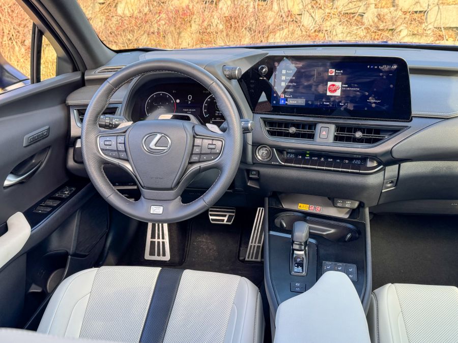 Már nem a legkisebb  -  Lexus UX 300h F Sport - Mobility -  - lexus, lexus ux, lexus ux 300, lexus ux 300h, 