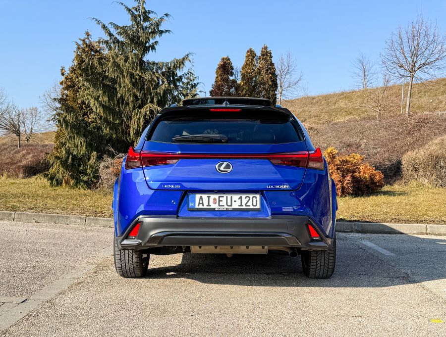 Már nem a legkisebb  -  Lexus UX 300h F Sport - Mobility -  - lexus, lexus ux, lexus ux 300, lexus ux 300h, 