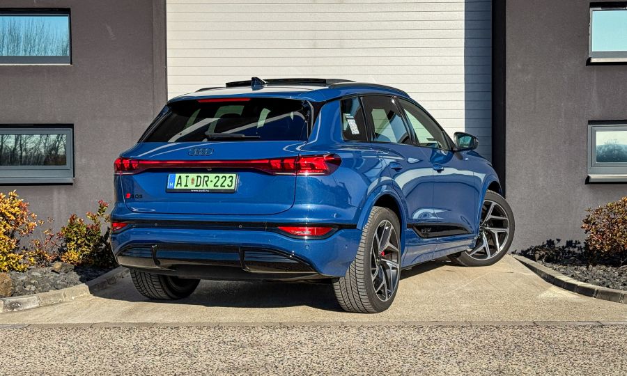 A prémium elektromos autó, amely új szintre emeli a négy karikát - Audi SQ6 E-tron - Mobility -  - Audi SQ6 E-tron, Audi teszt, 