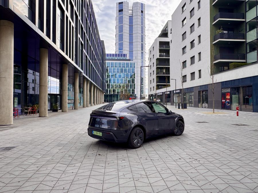 A kód neve boróka – Tesla Model Y 2025 (Juniper) - STYLENEWS - Mobility - 