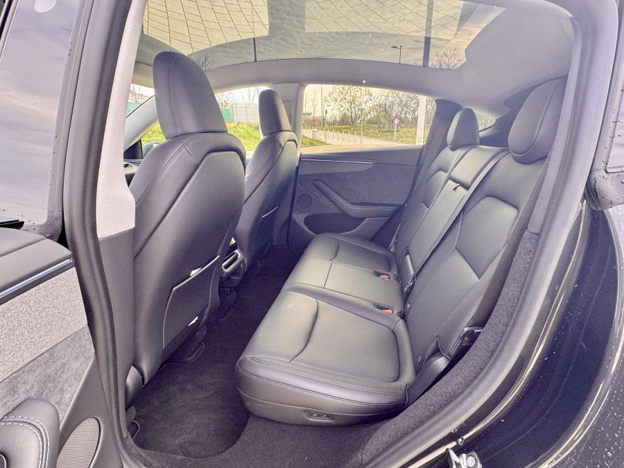 A kód neve boróka – Tesla Model Y 2025 (Juniper) - STYLENEWS - Mobility - 