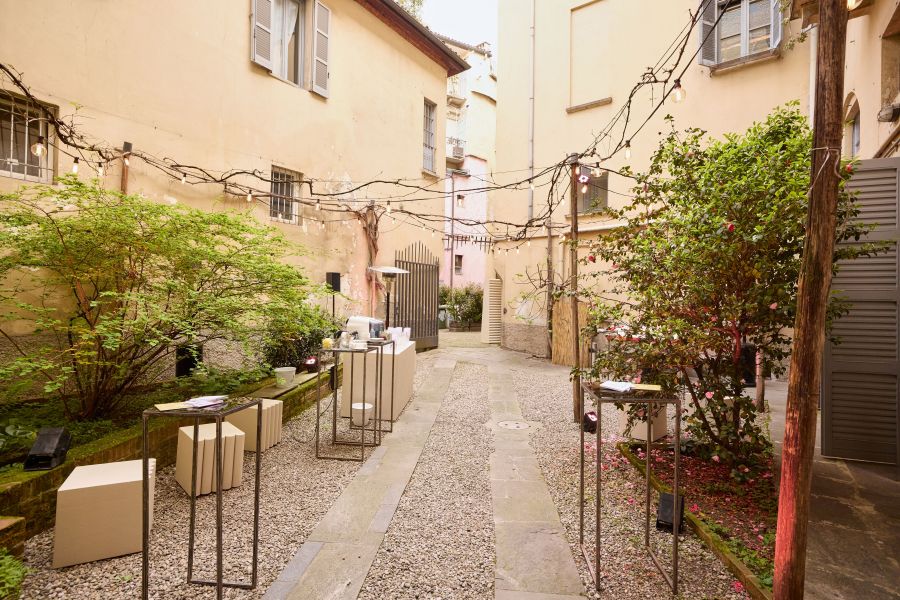 Rangos nemzetközi szaklapok számoltak be a Budapest Select kiállításról a Milan Design Week alatt - DIVAT&STÍLUS - Hírek  - budapest select, kiállítás budapest, milan design week, művészet, vvoven view, 