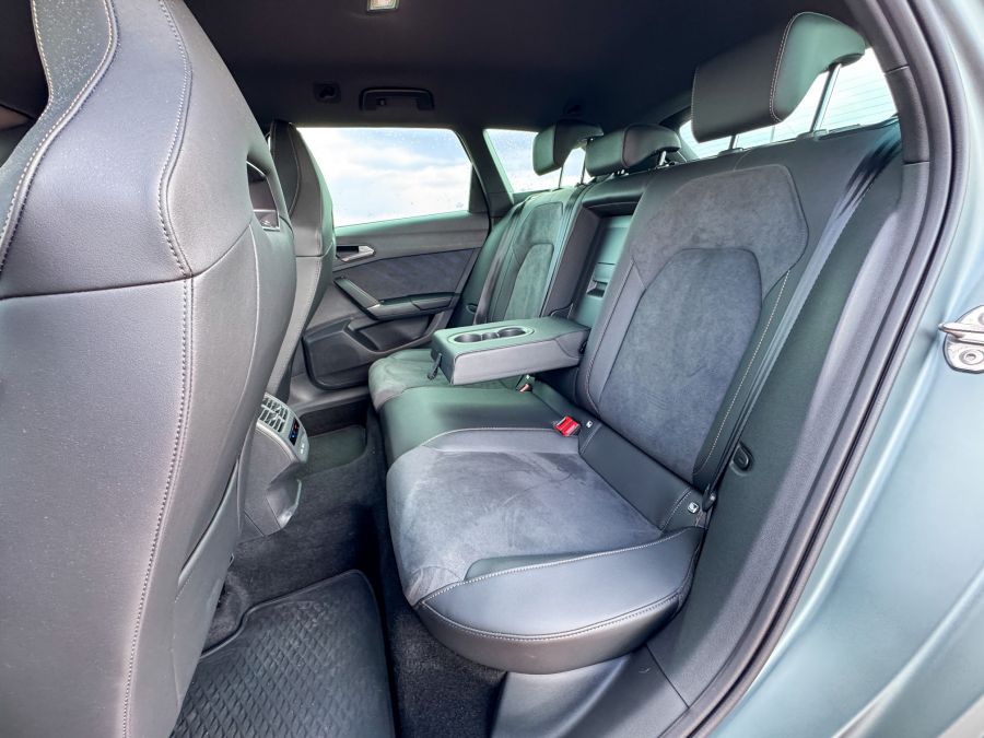 Sportos Dinamika Fenntartható Megoldásokkal - Cupra Leon Kombi VZ 1.5 TSI DSG pHEV - Mobility -  - Cupra, cupra leon, cupra leon kombi vz, cupra leon phev, cupra leon phev teszt, 