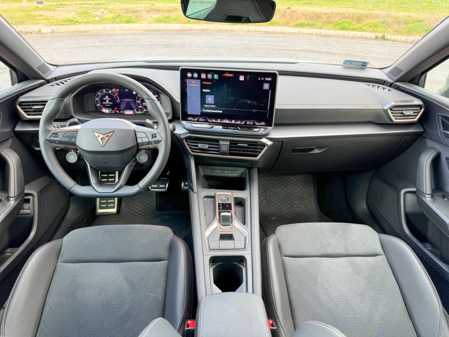 Sportos Dinamika Fenntartható Megoldásokkal - Cupra Leon Kombi VZ 1.5 TSI DSG pHEV - Mobility -  - Cupra, cupra leon, cupra leon kombi vz, cupra leon phev, cupra leon phev teszt, 