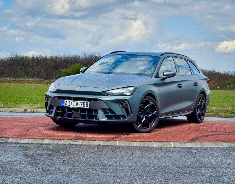 Sportos Dinamika Fenntartható Megoldásokkal - Cupra Leon Kombi VZ 1.5 TSI DSG pHEV - Mobility -  - Cupra, cupra leon, cupra leon kombi vz, cupra leon phev, cupra leon phev teszt, 