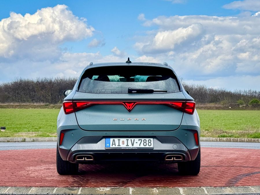 Sportos Dinamika Fenntartható Megoldásokkal - Cupra Leon Kombi VZ 1.5 TSI DSG pHEV - Mobility -  - Cupra, cupra leon, cupra leon kombi vz, cupra leon phev, cupra leon phev teszt, 