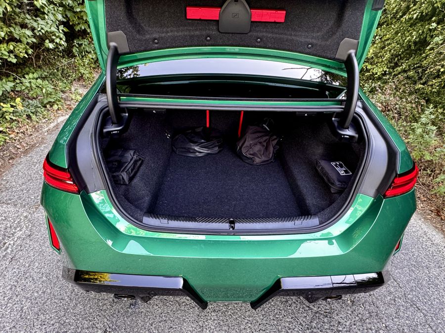 Szinte tökéletes, mégis M, mint megosztó – BMW M5 - STYLENEWS - Mobility - 2025 BMW M5 teszt, BMW M5, M5 teszt, 