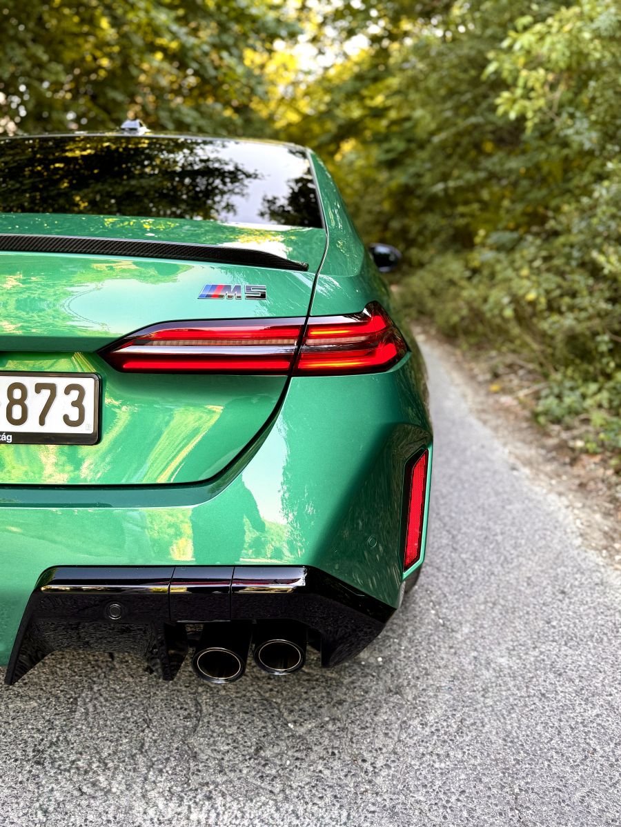 Szinte tökéletes, mégis M, mint megosztó – BMW M5 - STYLENEWS - Mobility - 2025 BMW M5 teszt, BMW M5, M5 teszt, 