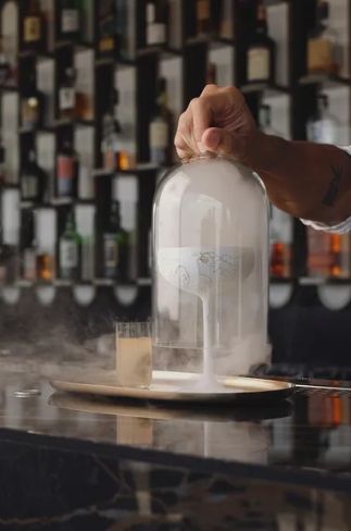 Műalkotás a műalkotásban – egyedi koktél Anna Amélie és a White Raven Skybar együttműködésében - STYLENEWS - Aktuális - koktélok, white raven skybar, 