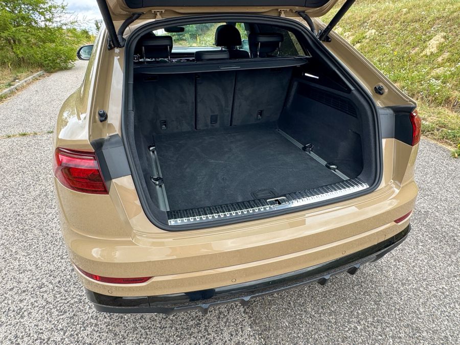 Nagypályás Elegancia, Takarékos Működés – Az Audi Q8 50 TDI quattro - Mobility -  - audi, audi q8, audi q8 50 tdi quattro, audi q8 50tdi, audi q8 teszt, 