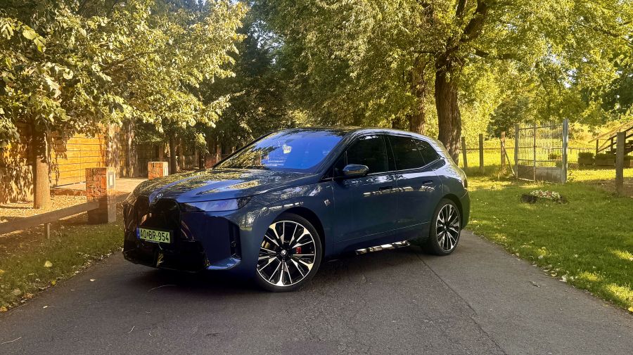 A csend hangja - BMW iX xDrive60 - STYLENEWS - Mobility - 2025 BMW iX xDrive60 teszt, BMW iX teszt, BMW iX60 teszt, 