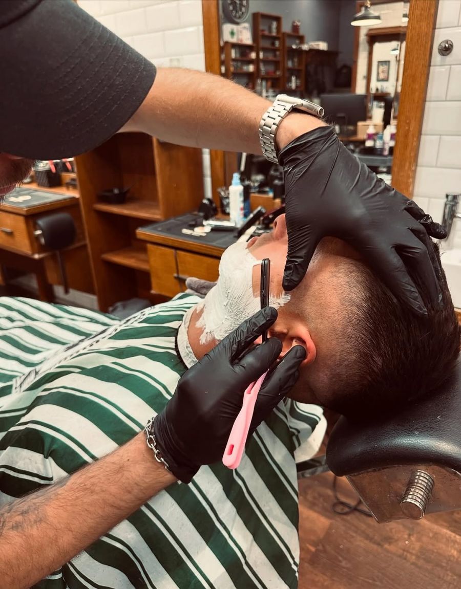 Barber Shop Budapest Mammut – Profi férfi hajvágás a Mammut I. földszintjén - STYLELIFE -  - barber budapest mammut, barber shop budapest, barber shop budapest mammut, barber shop mammut, borbély budapest, borbély mammut, férfi hajvágás mammut, 