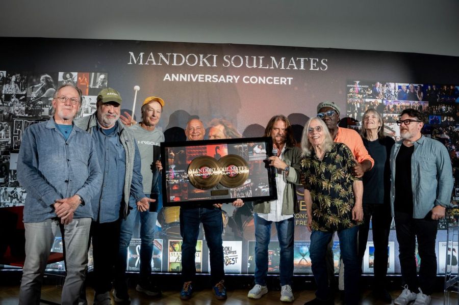 Aranylemez, világsikerek és családi sajtóünnep Németországban. - STYLENEWS - Aktuális - Leslie Mandoki., Mandoki, Memory Of Our Future, 