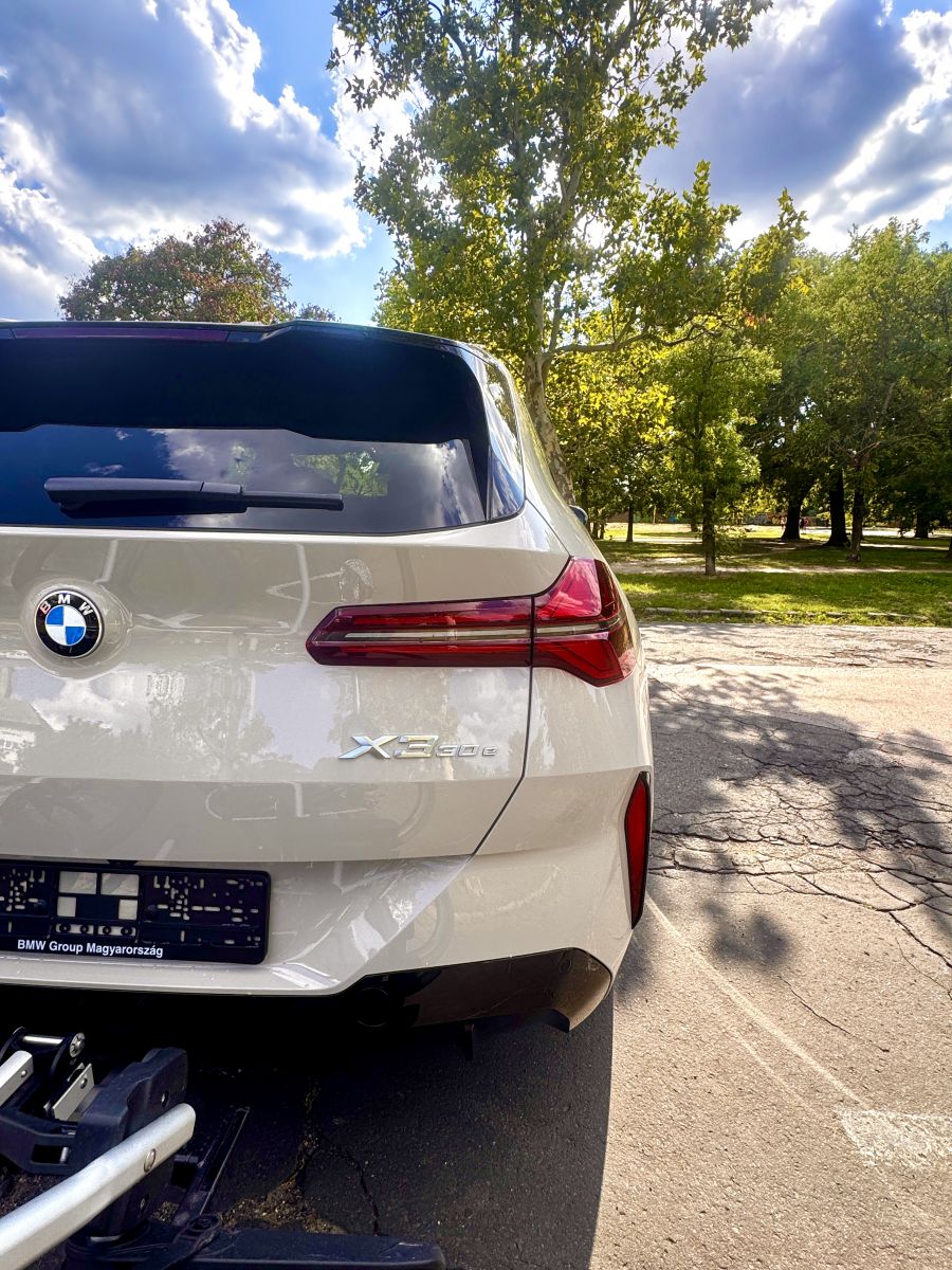 Kalandra fel! – BMW X3 30e xDrive PHEV - STYLENEWS - Mobility - 2025 BMW X3 30e PHEV teszt, BMW X3, BMW X3 PHEV teszt, BMW X3 plug-in hybrid, X3 plug-in teszt, 
