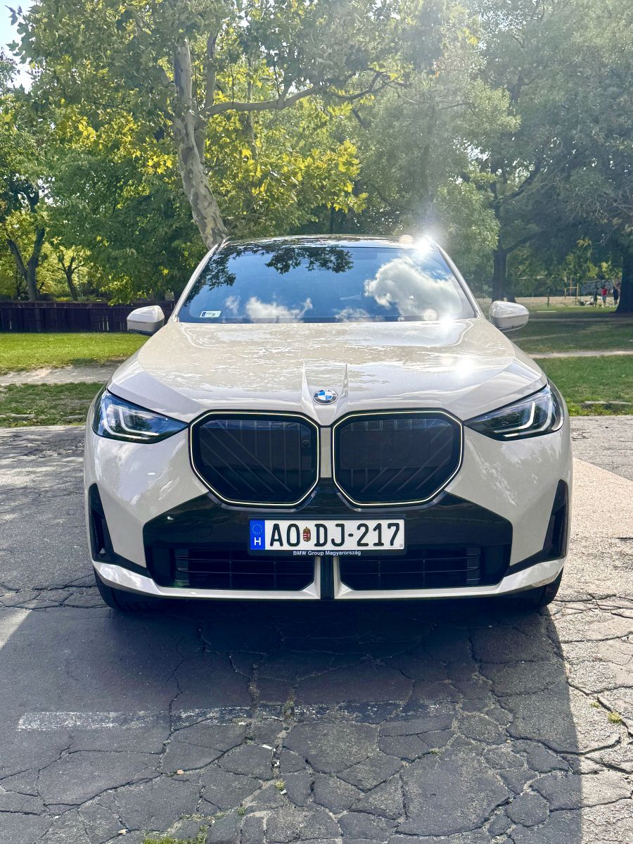 Kalandra fel! – BMW X3 30e xDrive PHEV - STYLENEWS - Mobility - 2025 BMW X3 30e PHEV teszt, BMW X3, BMW X3 PHEV teszt, BMW X3 plug-in hybrid, X3 plug-in teszt, 