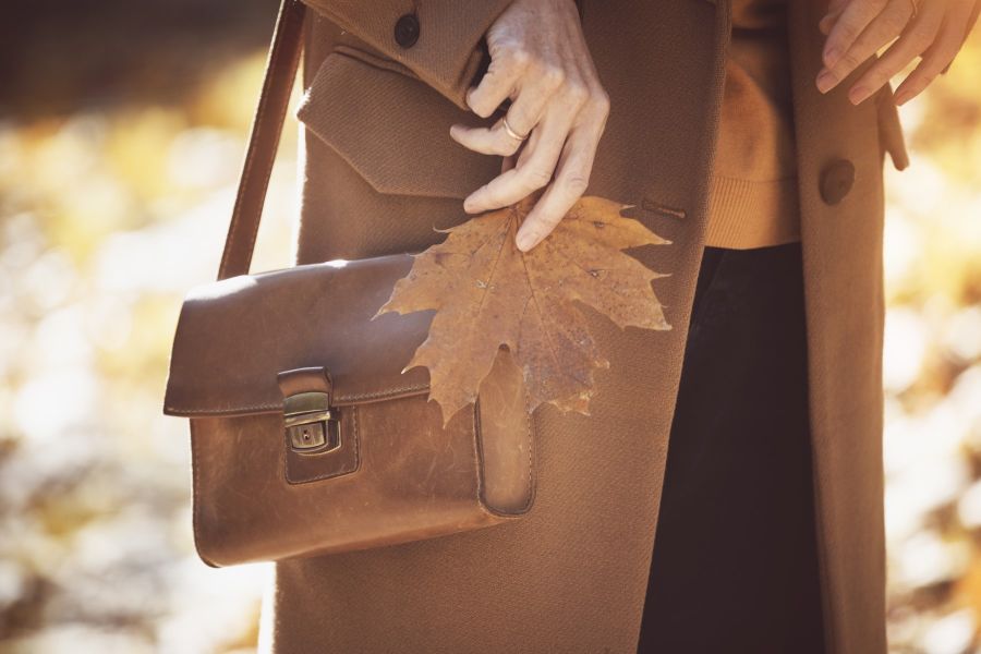 Az ősz legforróbb cipőtrendjei – a végső útmutató divatrajongóknak - DIVAT&STÍLUS - Stílusiskola - bokacsizmák, ecipo, loaferek, ősz legforróbb cipőtrendjei, őszi cipők, őszi cipőtrend, sneakerek, 