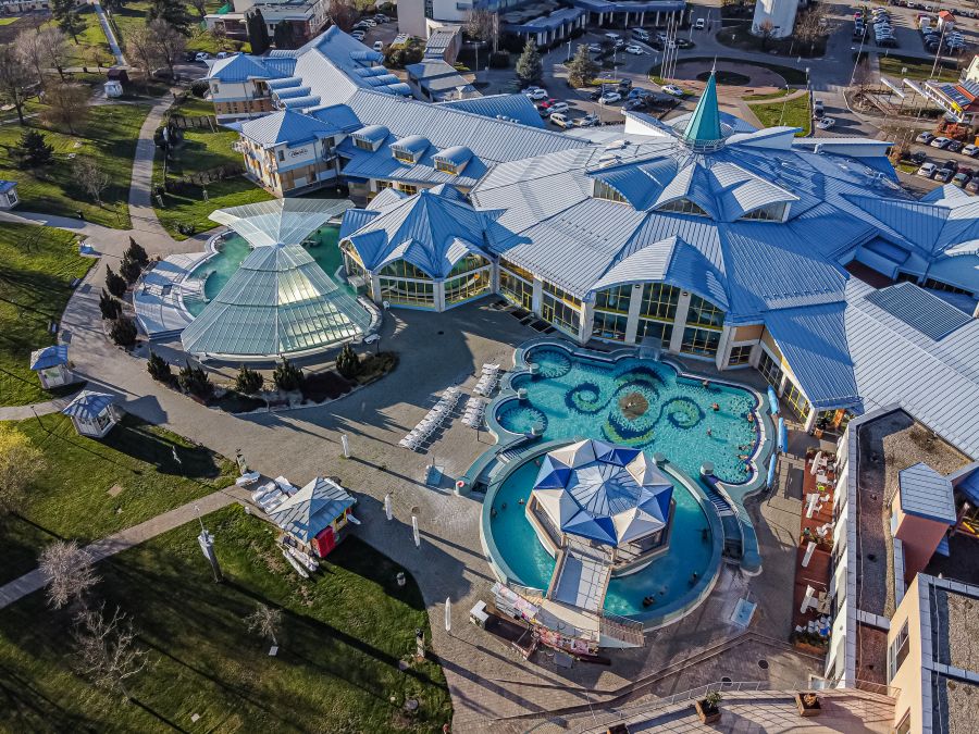 Őszi feltöltődés: ezekben a hazai fürdővárosokban garantált a kikapcsolódás! - STYLELIFE - Utazás - 