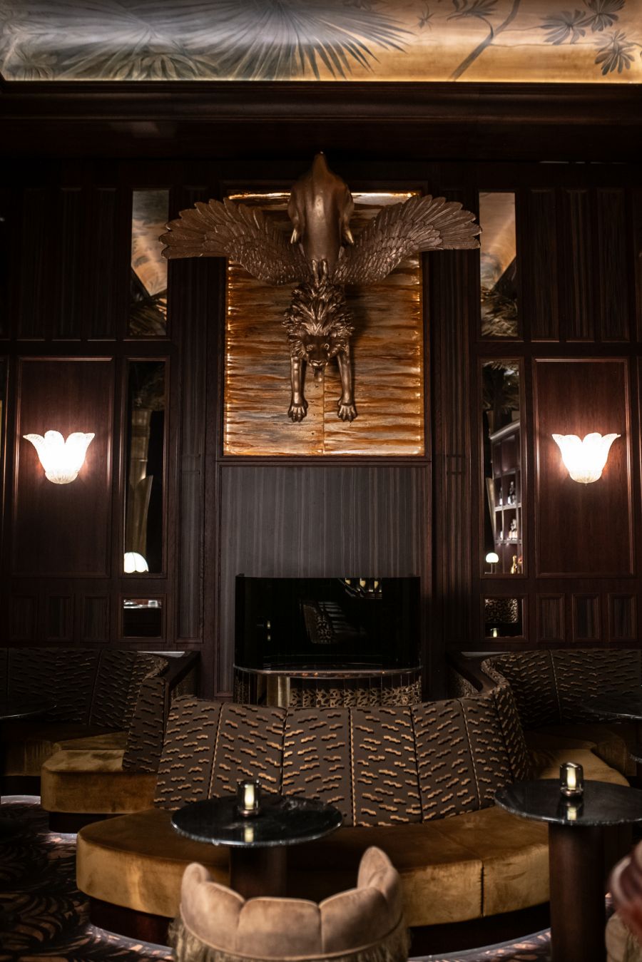 Visszatérés a klasszikus bárkultúra alapjaihoz: megnyitott a Lazy Lion bár az Adria Palotában - STYLELIFE - Gasztronómia - 