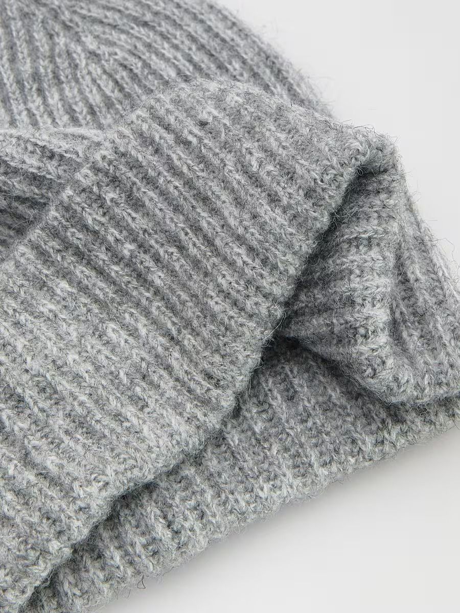 Téli stílusok nőknek és férfiaknak: hogyan alkotni meleg és stílusos összeállításokat a fagyos napokra - DIVAT&STÍLUS - Stílusiskola - 