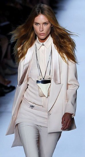 Paris Fashion Week: Givenchy 2012-es kollekció - Hírek  -  - divat, Givenchy, kollekció, Paris Fashion Week, 