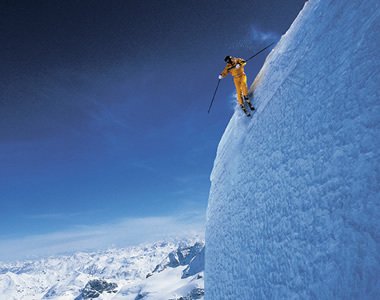 A megfelelő síruházat kiválasztása -  -  - kesztyű, öltözet, sapka, síkabát, síkesztyű, sínadrág, síruha, sízokni, vízálló, 