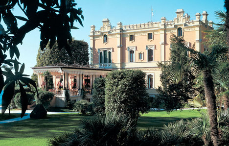 Olaszország - Villa Feltrinelli - Utazás -  - Feltrinelli, Mussolini, nyári rezidencia, szálloda, 