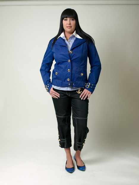 Moletten is divatosan! - Hírek  -  - Caremo, csipke, molett, molett divat, ruha, selyem, 