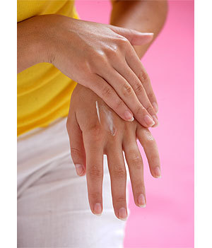 Kézápolás felsőfokon - Bőrápolás -  - beauty, kézápolás, Szépségápolás, 