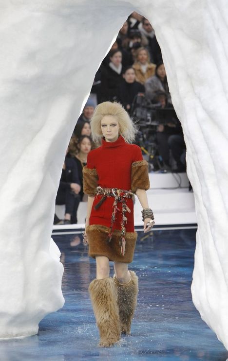 Chanel  2010-2011 Ősz/Tél -  -  - Chanel 2010-2011, fall-winter, kollekció, 